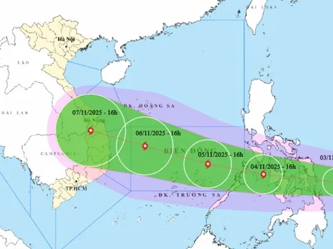 Tin bão số 13, bão Kalmaegi: Các tỉnh ven biển nào có thể có gió giật trên cấp 17?