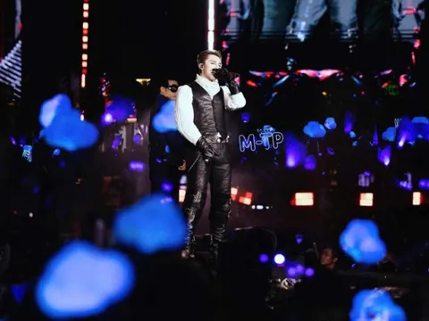 Y-FEST2025: Hàng chục nghìn người hòa nhịp với âm nhạc và công nghệ Viettel 0