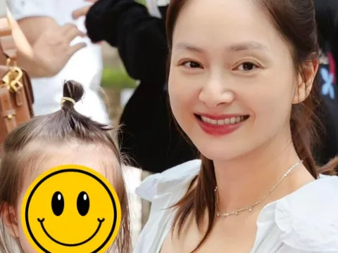 Lan Phương lên tiếng khi bị hỏi: "Con gái không biết nói tiếng Việt à?"