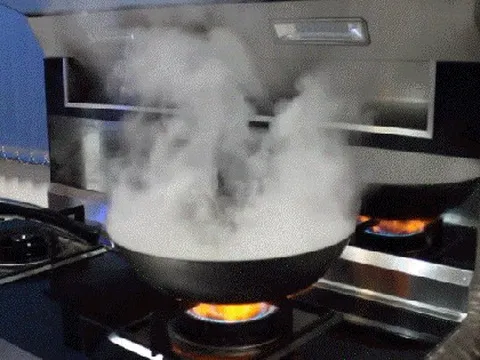 Kiểu nấu nướng gây viêm phổi chỉ trong 3 ngày, lâu dần ung thư khó tránh: Hãy ngừng ngay lập tức!