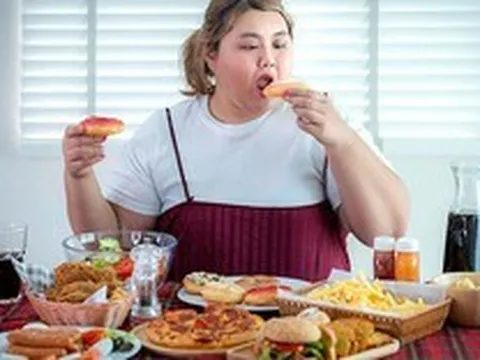 Vì sao ăn kiêng mãi mà không giảm cân?