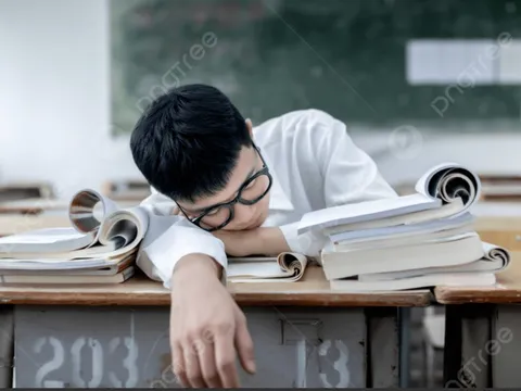 Nam sinh từng là 'ngôi sao' trường chuyên sốc khi phải học lại 2 môn từ năm nhất 0