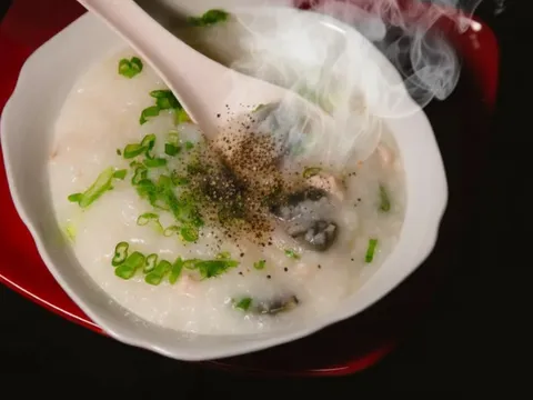 5 thực phẩm ăn vào giờ nào trong ngày cũng "kích thích" tế bào ung thư, ăn buổi sáng càng sớm "lành ít dữ nhiều"