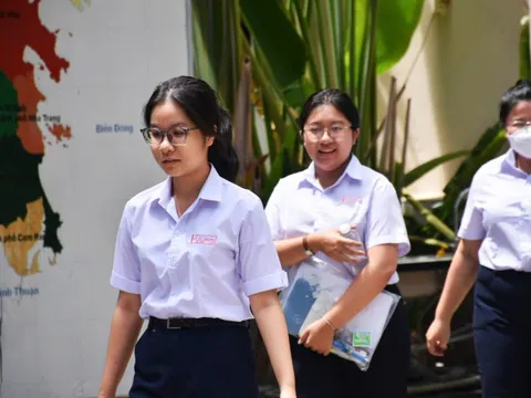 Phòng mưa ngập, nhiều trường ở TP.HCM cho học sinh tan trường sớm 0