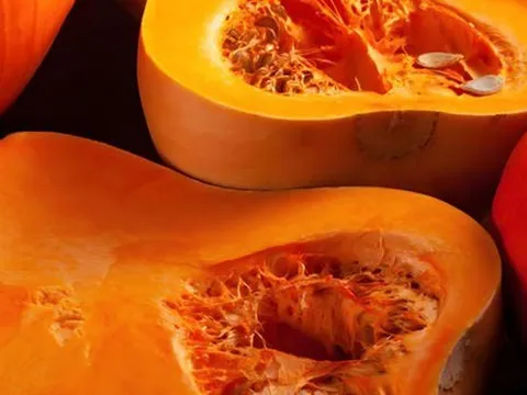 Mùa này đừng mua tùy tiện, 4 loại rau “sạch tự nhiên”, không thuốc trừ sâu, dù đắt hơn cũng đáng