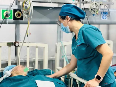 Điều trị thành công ca bệnh thận mạn giai đoạn cuối không qua lọc máu cấp cứu 0