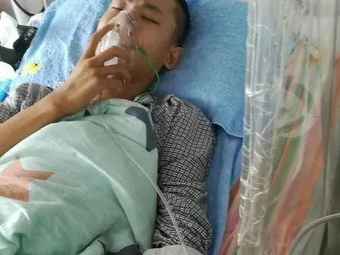 Làm việc này 15 lần/ngày, người đàn ông 50 tuổi được chẩn đoán suy thận, vợ anh khóc: "Tôi đã thuyết phục nhiều lần mà anh ấy không nghe"