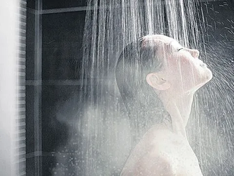 Có nên tắm thường xuyên khi trời lạnh? Câu trả lời thực sự khiến nhiều người phải thay đổi suy nghĩ