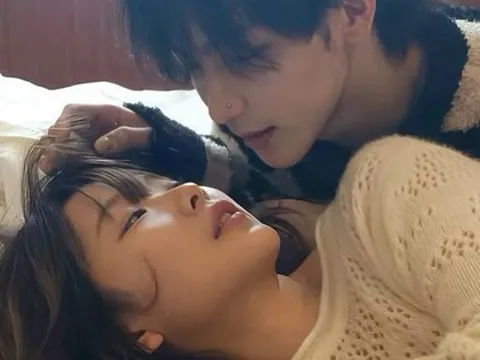 Đây là 6 lý do thật sự khiến chị em tiền mãn kinh không còn mê mẩn "chuyện ấy" như ngày trước