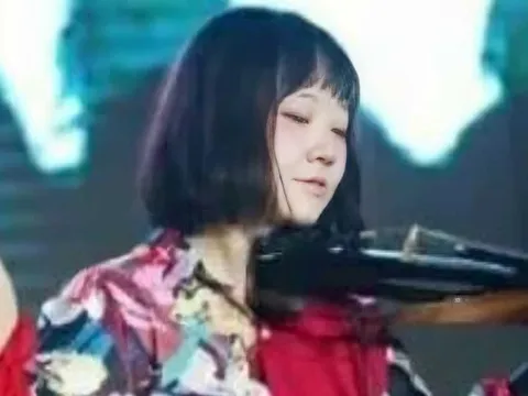 Nữ ca sĩ Huệ Quân qua đời vì tai nạn