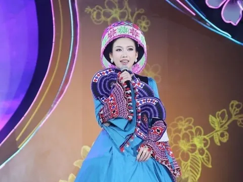 Á hậu Kha Thị Thơ mong trẻ em vùng cao được quan tâm nhiều hơn trong việc đến trường