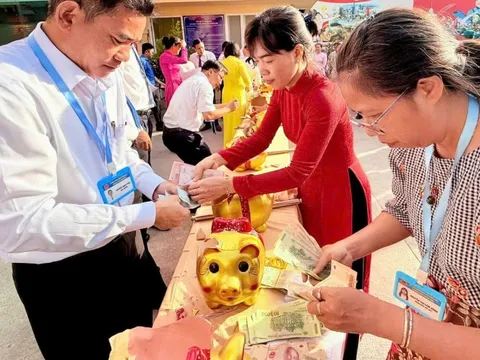 Ba xã Vĩnh Lộc, Tân Nhựt, Bình Lợi: Nghĩa tình hướng về miền Trung ruột thịt