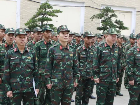 Đà Nẵng xuất quân thực hiện Chiến dịch Quang Trung, dựng lại nhà cho dân vùng lũ