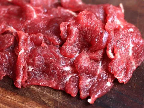 Cách xào thịt bò mềm, ngon hơn ngoài hàng