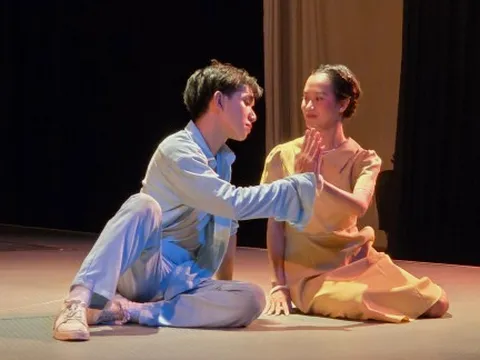 ‘Cuộc chia tay tháng 6’ – kiệt tác sân khấu thế giới qua góc nhìn của người trẻ