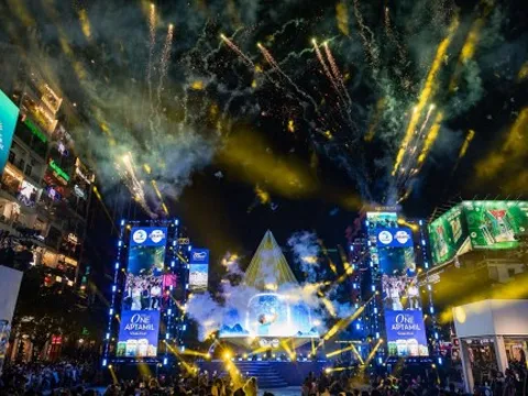 Hiền Thục, Phương Mỹ Chi, Bùi Công Nam xuất hiện tại đêm nhạc thuộc chuỗi sự kiện “Vũ trụ dưỡng chất One Aptamil”