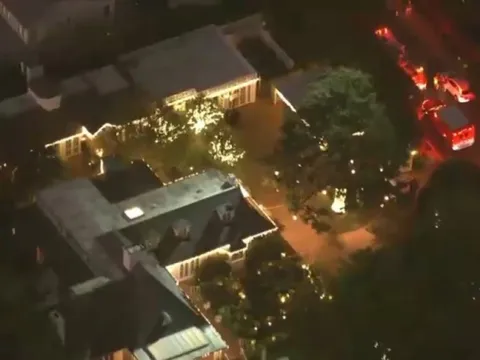 Vợ chồng đạo diễn bị sát hại