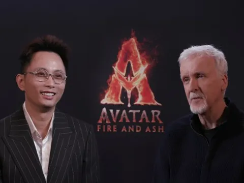 James Cameron thích thú với món quà bí mật đến từ Việt Nam tại buổi ra mắt 'Avatar 3: Lửa và tro tàn'