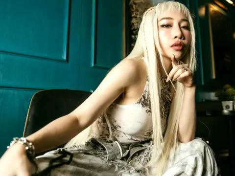 Hằng BingBong trở lại âm nhạc sau nhiều năm 'ở ẩn'