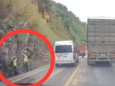 VIDEO: Hàng ngàn m3 đất đá từ trên cao rơi xuống vùi lấp 2 công nhân
