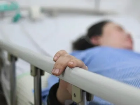 Một nhân viên y tế đột ngột qua đời ở tuổi 28, bác sĩ cảnh báo căn bệnh nguy hiểm
