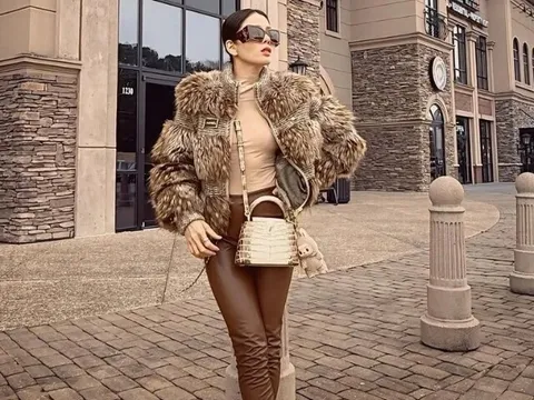 Bộ sưu tập quần "kéo dài" chân của Lệ Quyên