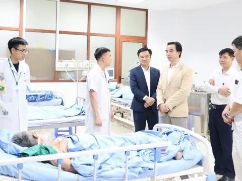 GS Nguyễn Quang Tuấn sẽ hỗ trợ chuyên môn tại một bệnh viện Hà Nội 4