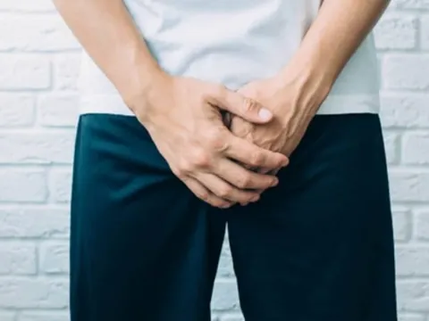 Nam sinh suýt mất tinh hoàn sau cú va chạm khi tập võ 0