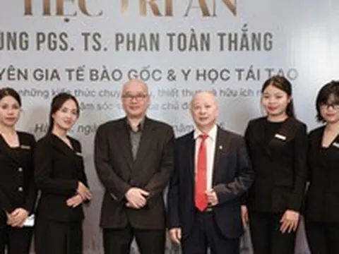 Longevity Medical tổ chức tiệc tri ân PGS.TS.BS Phan Toàn Thắng, gửi gắm thông điệp chăm sóc sức khỏe ý nghĩa