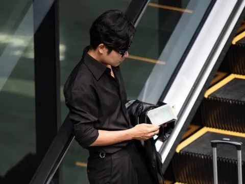 Nam nhạc sĩ mua 2 căn nhà nhờ 1 bài hit: Ly hôn, mẹ buồn tới nỗi nhập viện, 42 tuổi đỗ đại học