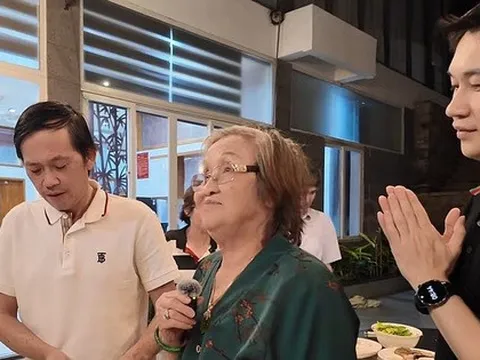 Mẹ ruột Hoài Linh: "Tôi đâu dám nhìn Hoài Linh"