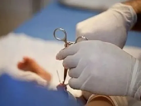 Cảnh báo chấn thương tinh hoàn ở tuổi vị thành niên, tránh bỏ lỡ thời gian vàng điều trị