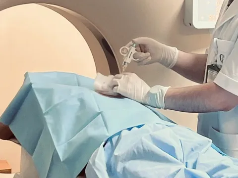 'Bỏ đói' khối u tụy 3 tuần, người đàn ông sụt 14 kg vẫn mắc ung thư 0