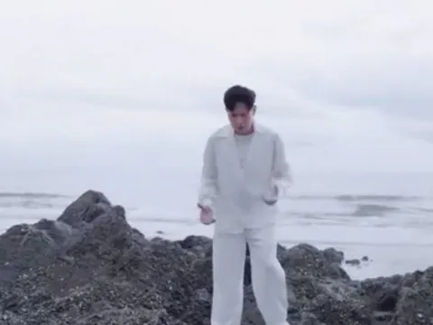 Ồn ào ca khúc Việt gây sốt Trung Quốc: Ca sĩ lên tiếng, tác giả vào tận nơi "dằn mặt" và tuyên bố khởi kiện