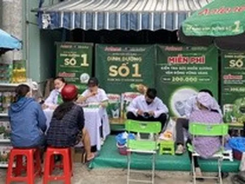 Nguy cơ gãy xương âm thầm ở phụ nữ sau mãn kinh