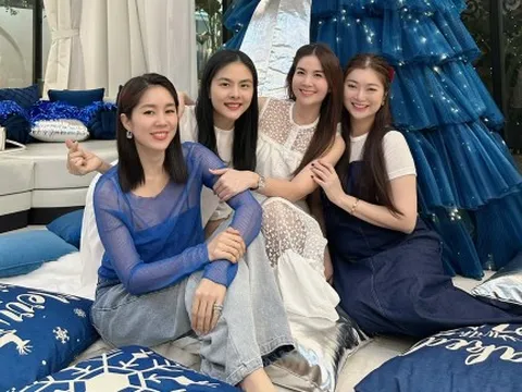 Sao Việt trang trí nhà cửa, quây quần đón Giáng sinh