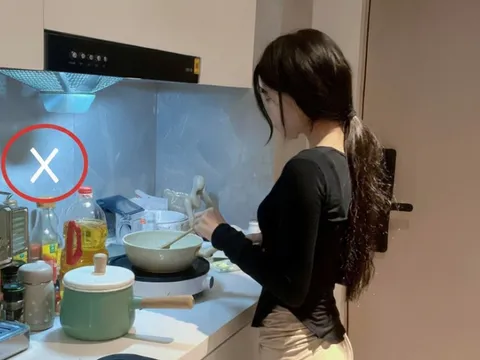 Nhà chật đến đâu cũng ĐỪNG để 8 thứ này gần bếp nấu, dễ cháy nổ còn biến chất, ăn vào như nuốt “ổ bệnh”