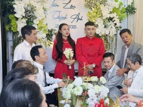 Nghệ sĩ Tấn Beo hạnh phúc ngày 'rước dâu'