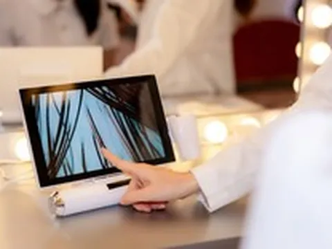 DHG Pharma mang triết lý 'nuôi dưỡng nang tóc chuẩn Nhật' đến với người Việt