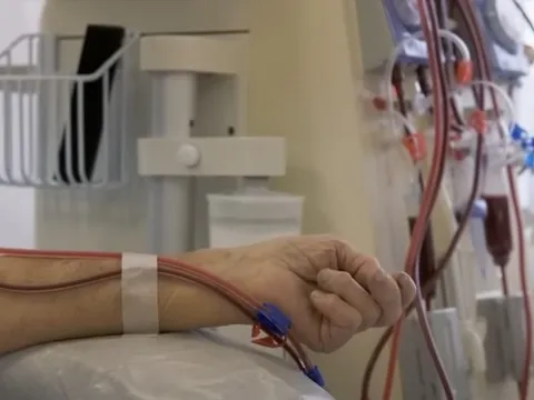 25 tuổi, thận hỏng hoàn toàn trong vòng chưa đầy 1 năm: Tất cả chỉ vì 1 sai lầm nhiều người trẻ đang mắc