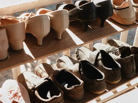 Cất giày chỗ nào chuẩn nhất? Miễn sao không để ở đây là được