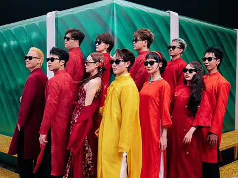 Xem MV mới của Trúc Nhân mà cứ ngỡ đang dự tiệc tất niên showbiz