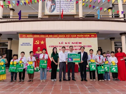 Nestlé góp phần phát triển giáo dục số qua việc trao tặng phòng máy tính